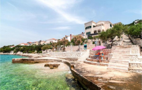 Amazing Apartment In Okrug Donji With Wifi